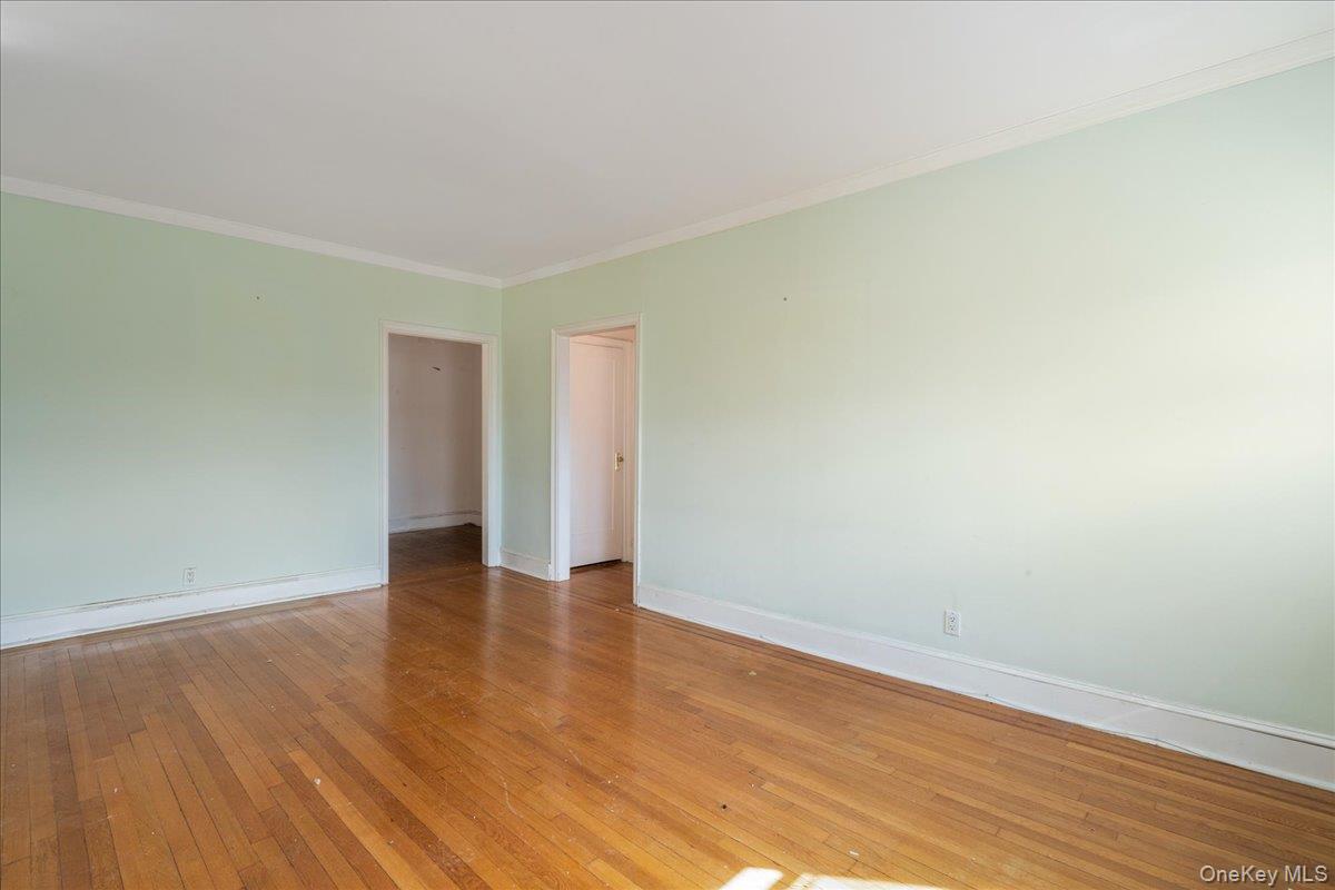 #7 photo, 85-11 Lefferts Boulevard, Kew Gardens , NY 11415