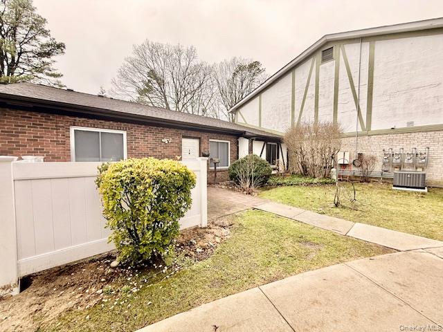 #2 photo, 155 Golf Lane, 东长岛 Medford , NY 11763