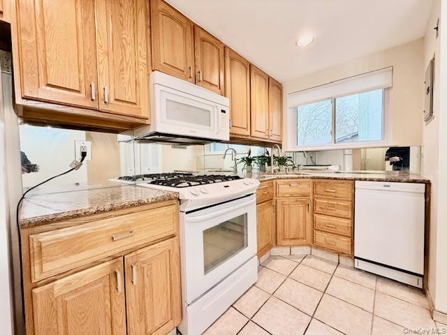 #7 photo, 155 Golf Lane, 东长岛 Medford , NY 11763