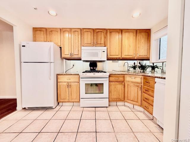 #8 photo, 155 Golf Lane, 东长岛 Medford , NY 11763