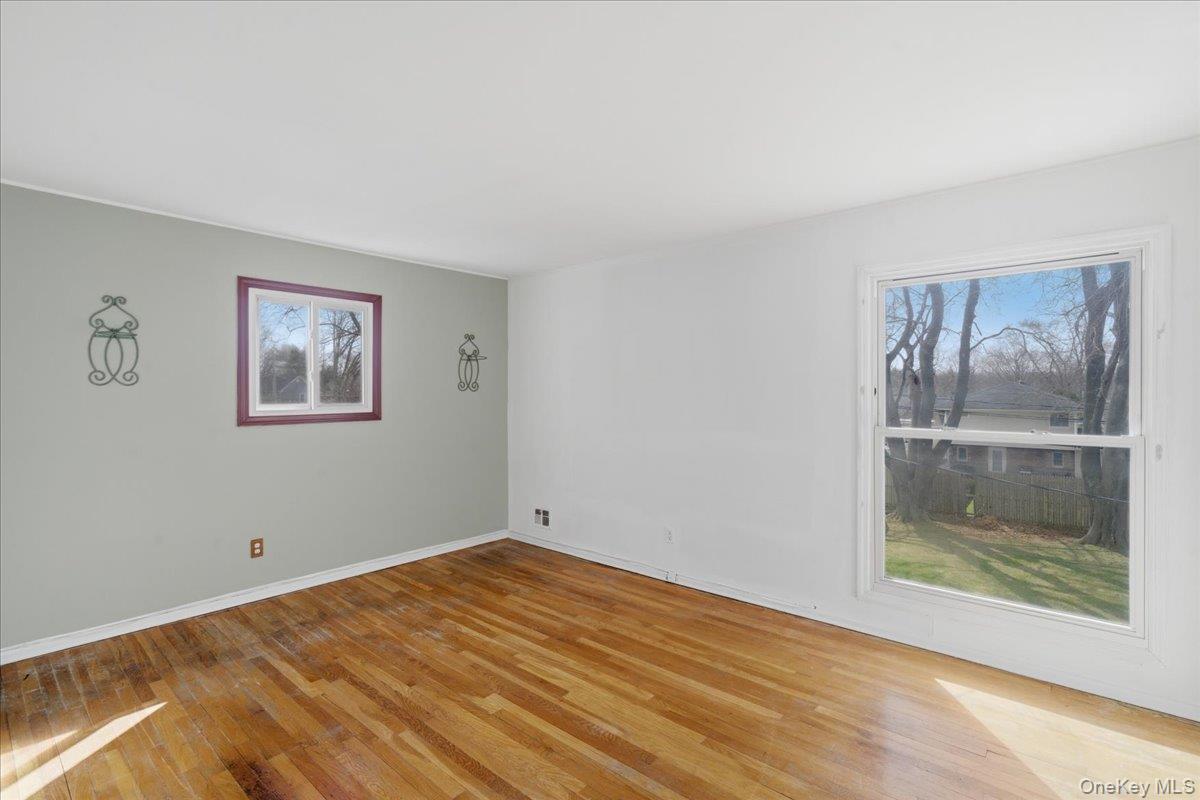 #12 photo, 6 Arden Lane, Commack , NY 11725