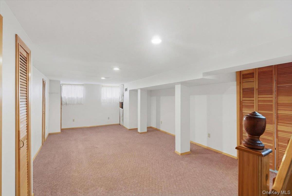 #16 photo, 6 Arden Lane, Commack , NY 11725