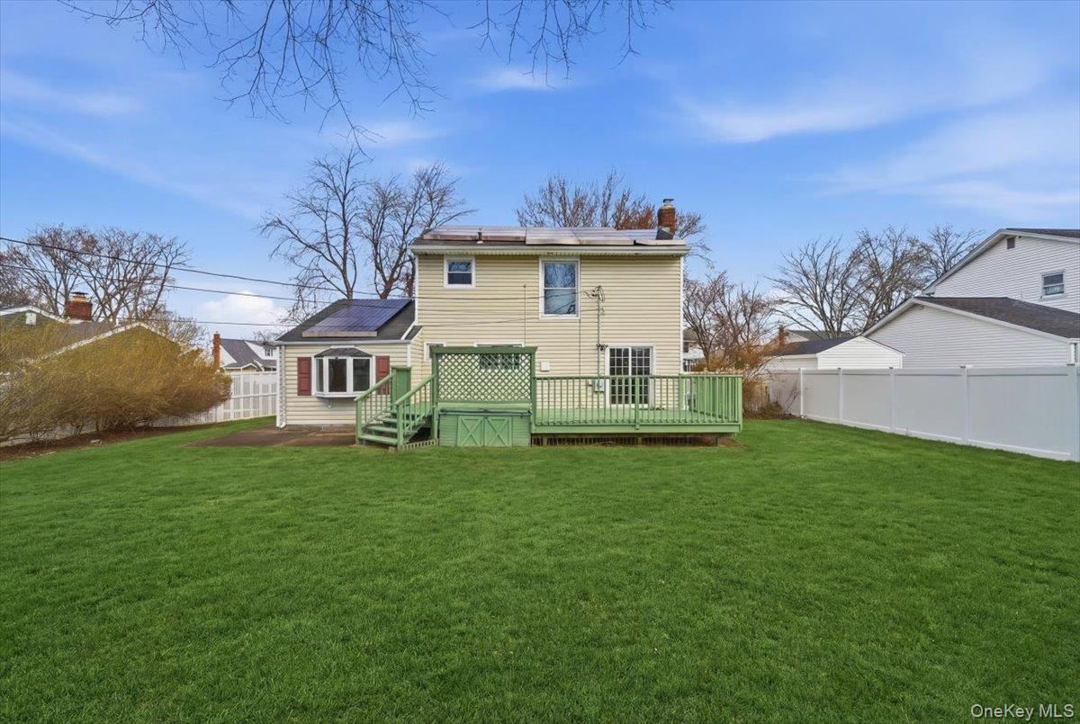 #19 photo, 6 Arden Lane, Commack , NY 11725