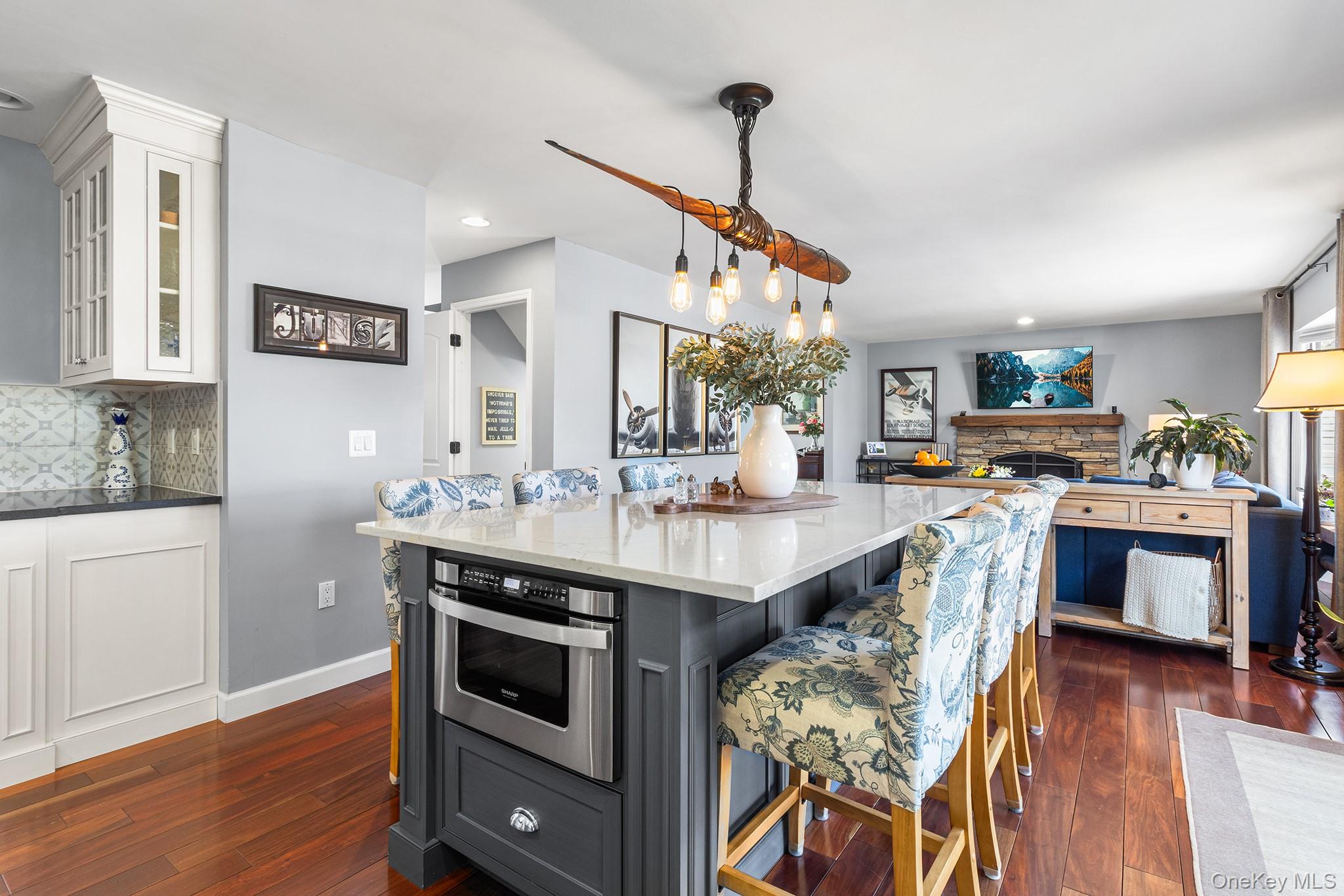 #11 photo, 30 Myrtle Lane, 东长岛 East Patchogue , NY 11772