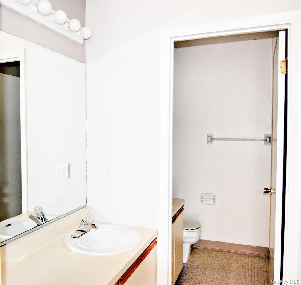 #13 photo, 3502 Fox Lane, Poughkeepsie , NY 12603