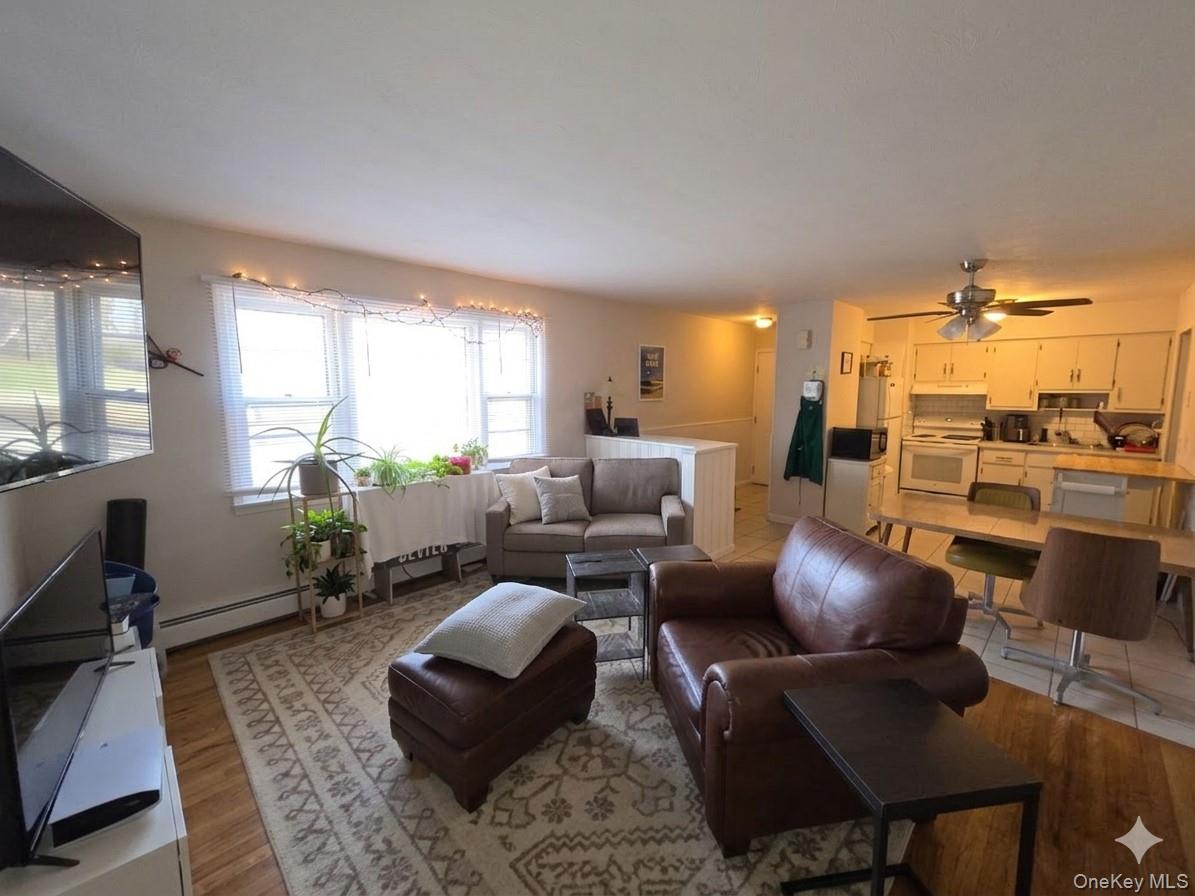 #2 photo, 635 South Street, Highland , NY 12528