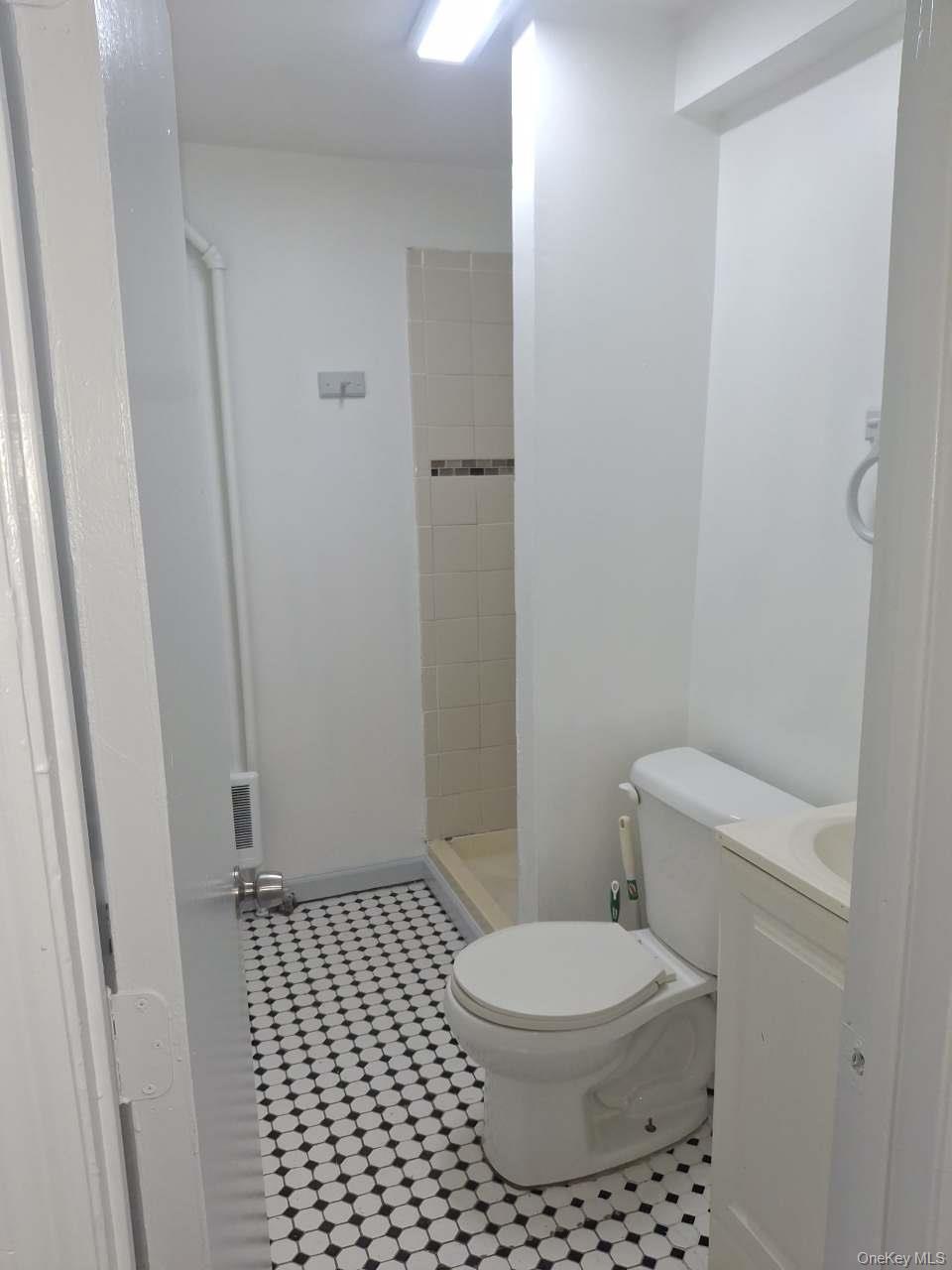 #10 photo, 17 Canal Street, Ellenville , NY 12428