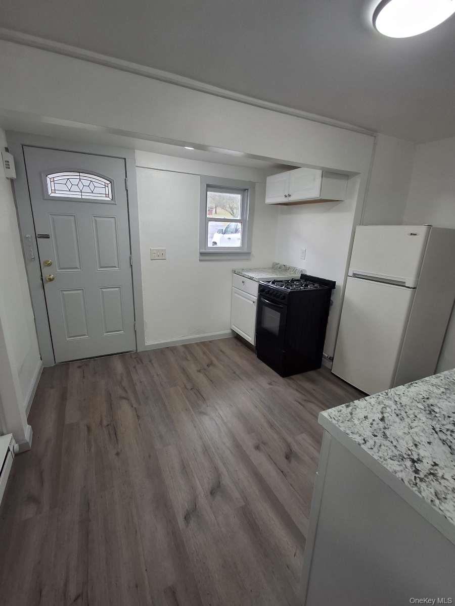 #4 photo, 17 Canal Street, Ellenville , NY 12428