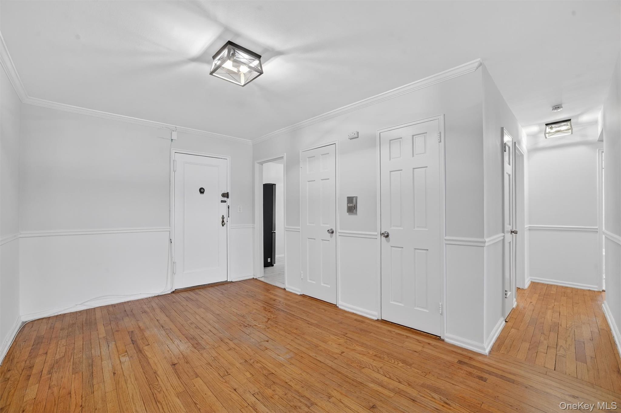 #10 photo, 19 Old Mamaroneck Road, White Plains , NY 10605