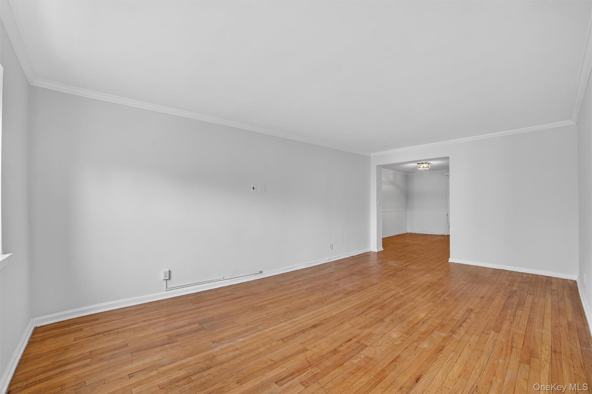 #19 photo, 19 Old Mamaroneck Road, White Plains , NY 10605