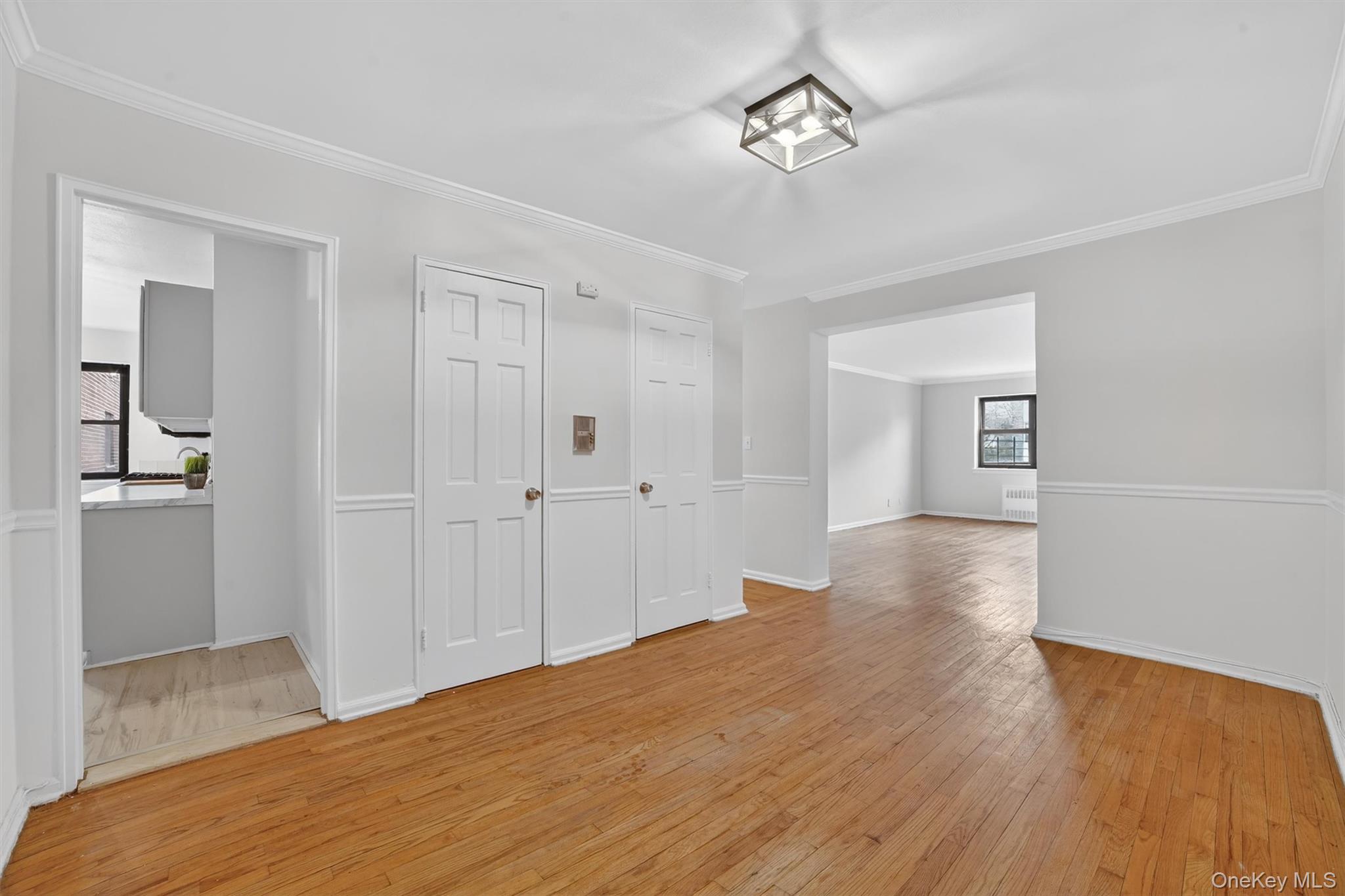 #8 photo, 19 Old Mamaroneck Road, White Plains , NY 10605