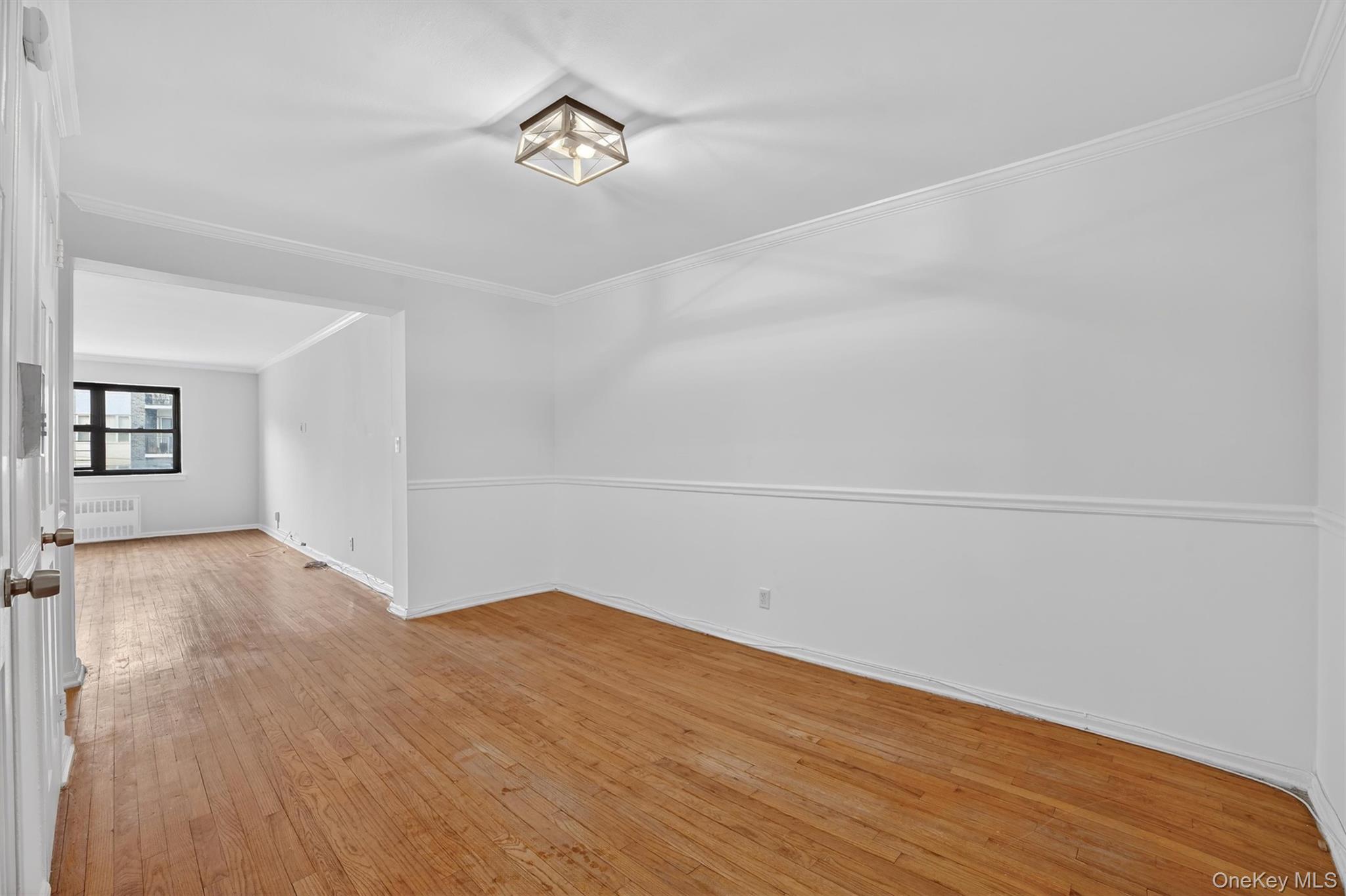 #9 photo, 19 Old Mamaroneck Road, White Plains , NY 10605