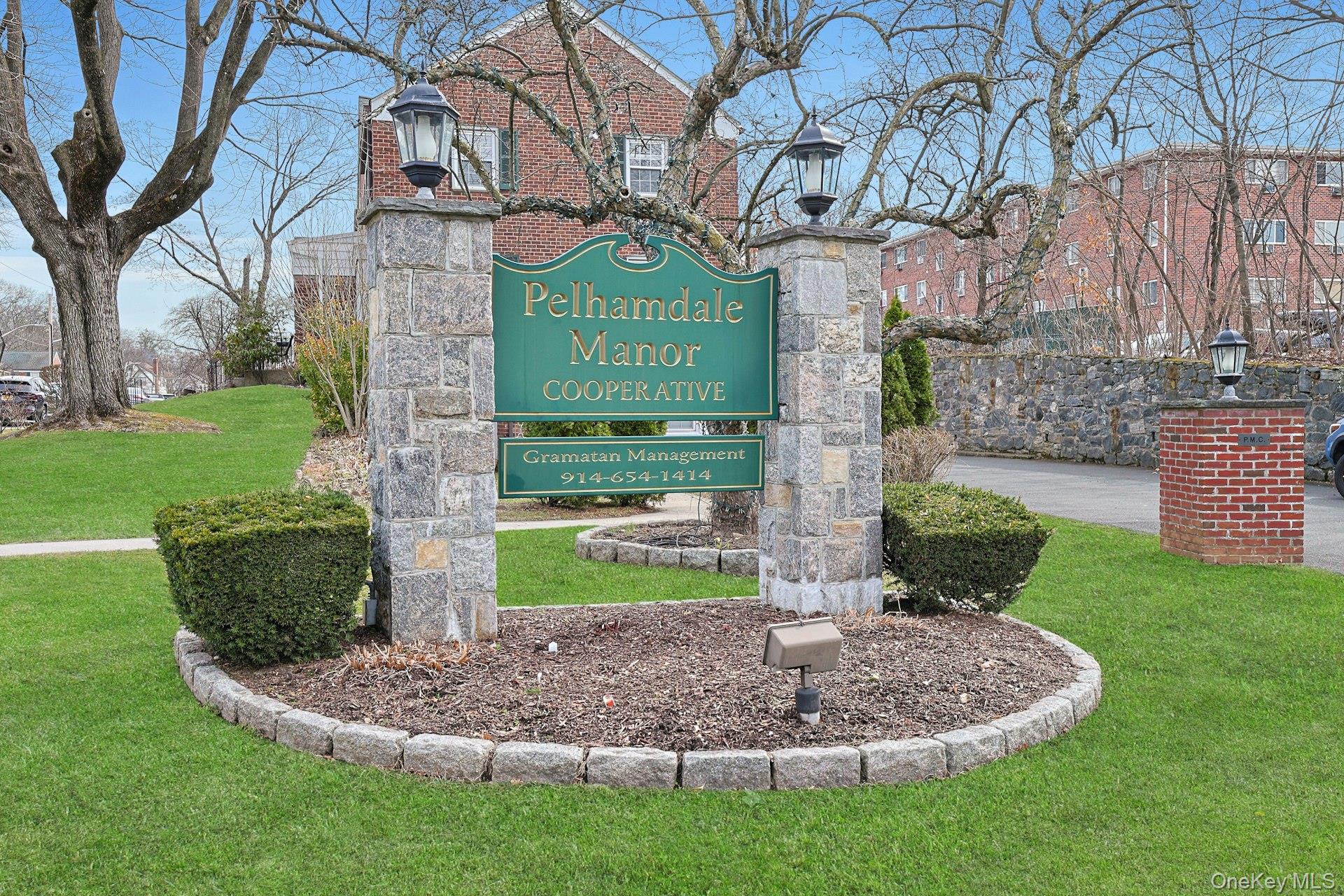 #16 photo, 9 Robins Crescent, New Rochelle , NY 10801