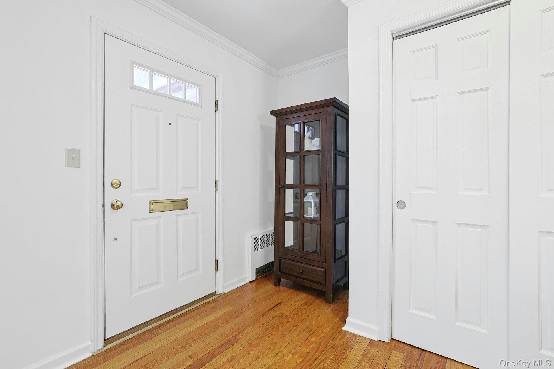 #6 photo, 9 Robins Crescent, New Rochelle , NY 10801