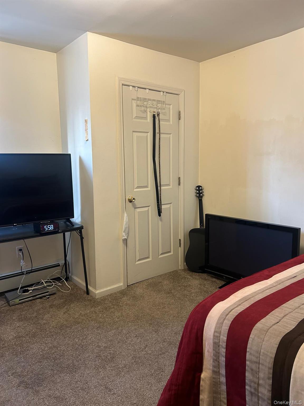 #9 photo, 3208 Ely Avenue, Bronx , NY 10469