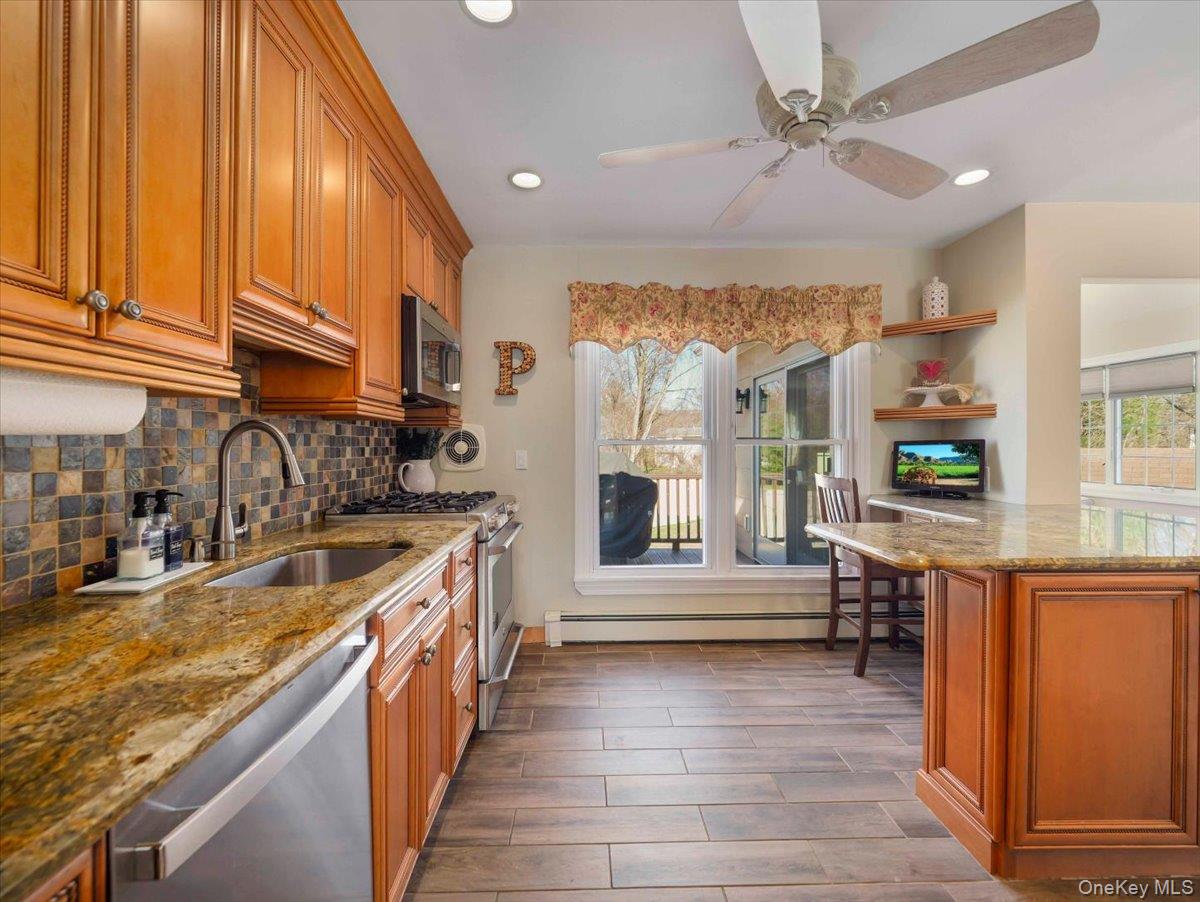 #13 photo, 144 Sleepy Hollow Lane, Congers , NY 10920