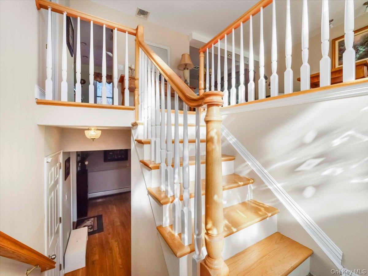 #4 photo, 144 Sleepy Hollow Lane, Congers , NY 10920