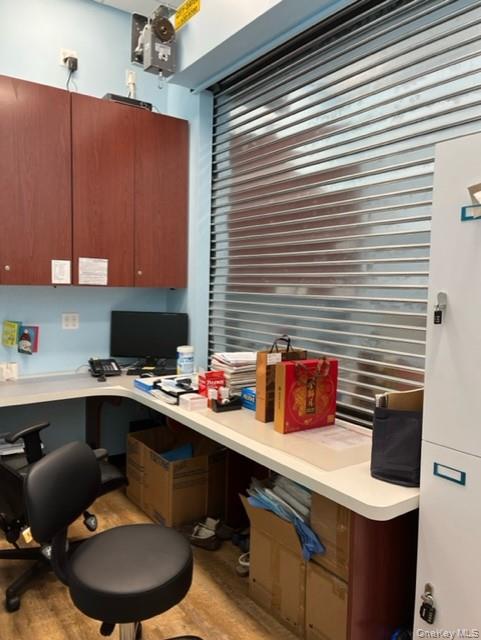 #6 photo, 131-07 40th Road, Flushing , NY 11354