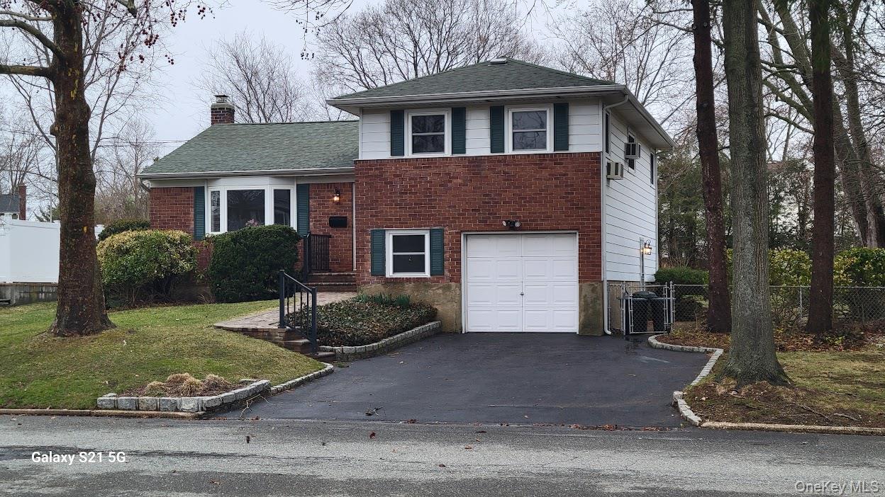 #2 photo, 438 Atlantic Street, सफ़ोक काउंटी East Northport , NY 11731