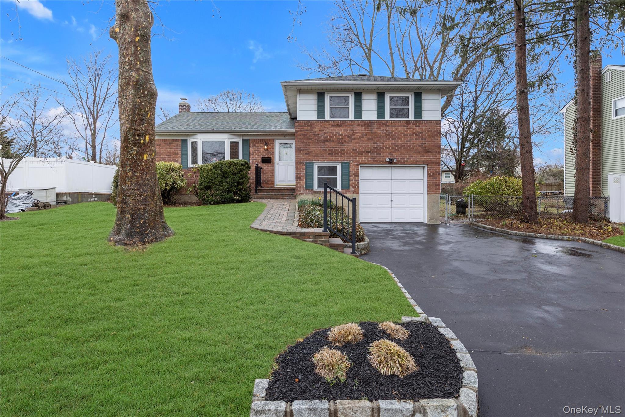 #4 photo, 438 Atlantic Street, सफ़ोक काउंटी East Northport , NY 11731