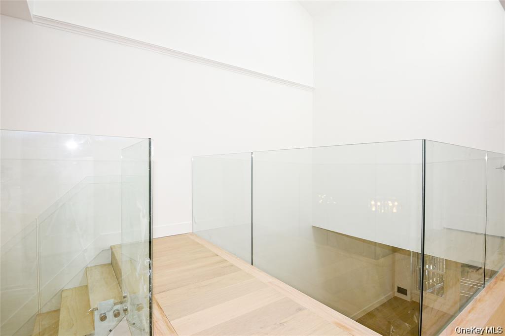 #14 photo, 95 Woodlake Drive, 롱 아일랜드 Woodbury , NY 11797