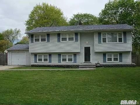 #1 photo, 147 Coates Avenue, Holbrook , NY 11741