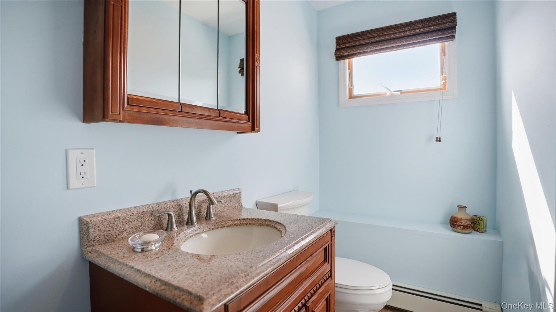 #16 photo, 147 Coates Avenue, Holbrook , NY 11741