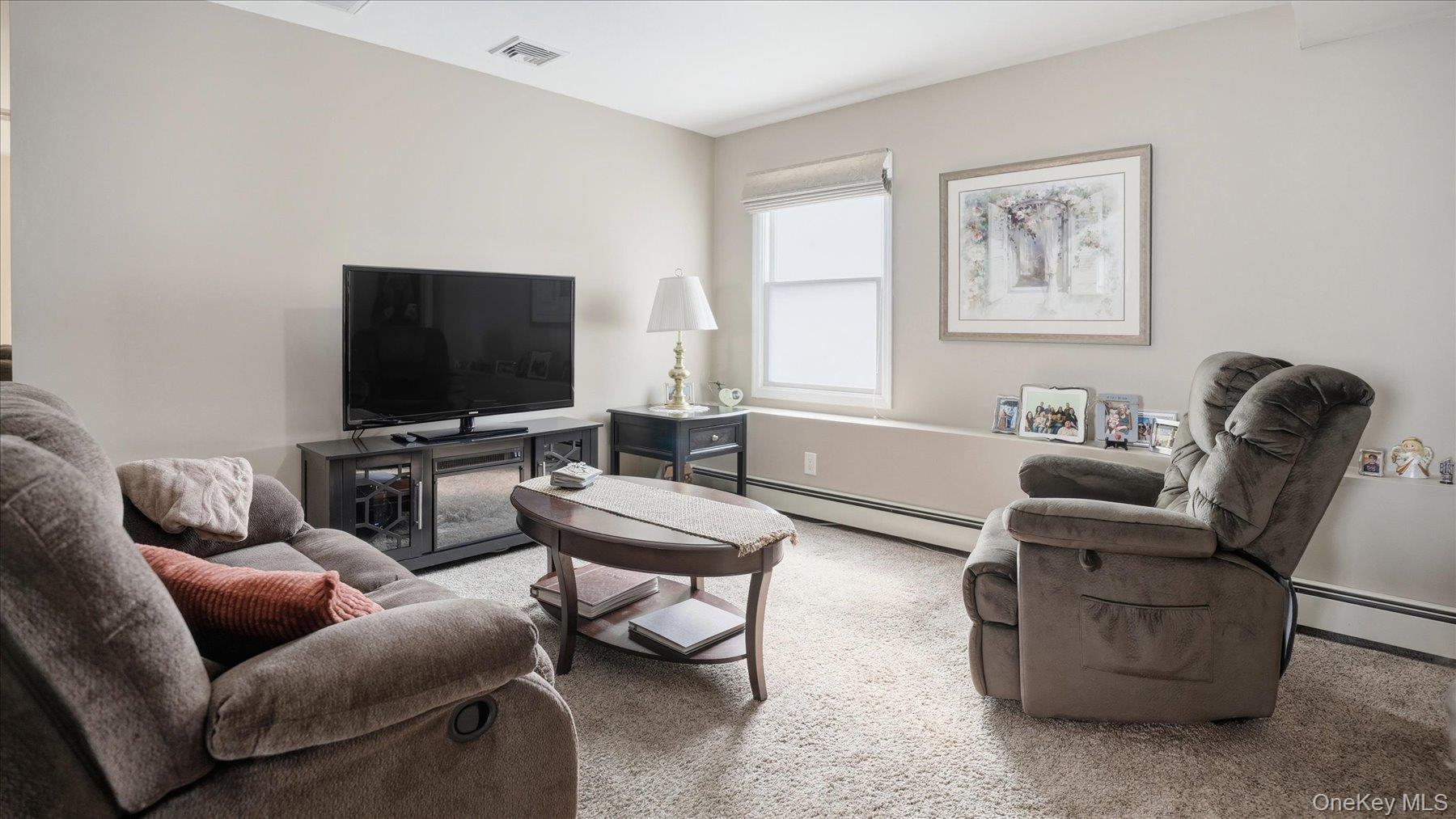 #19 photo, 147 Coates Avenue, Holbrook , NY 11741