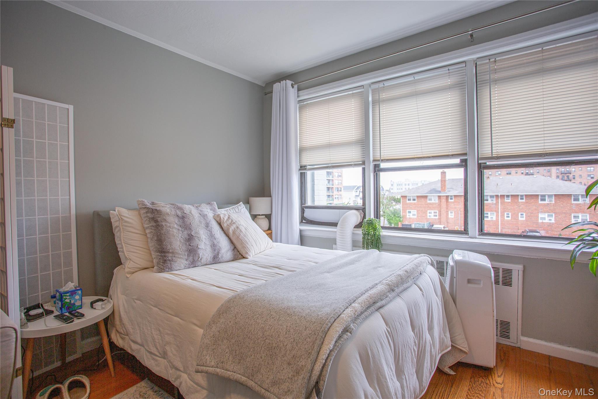 #7 photo, 302 E Broadway, Long Beach , NY 11561