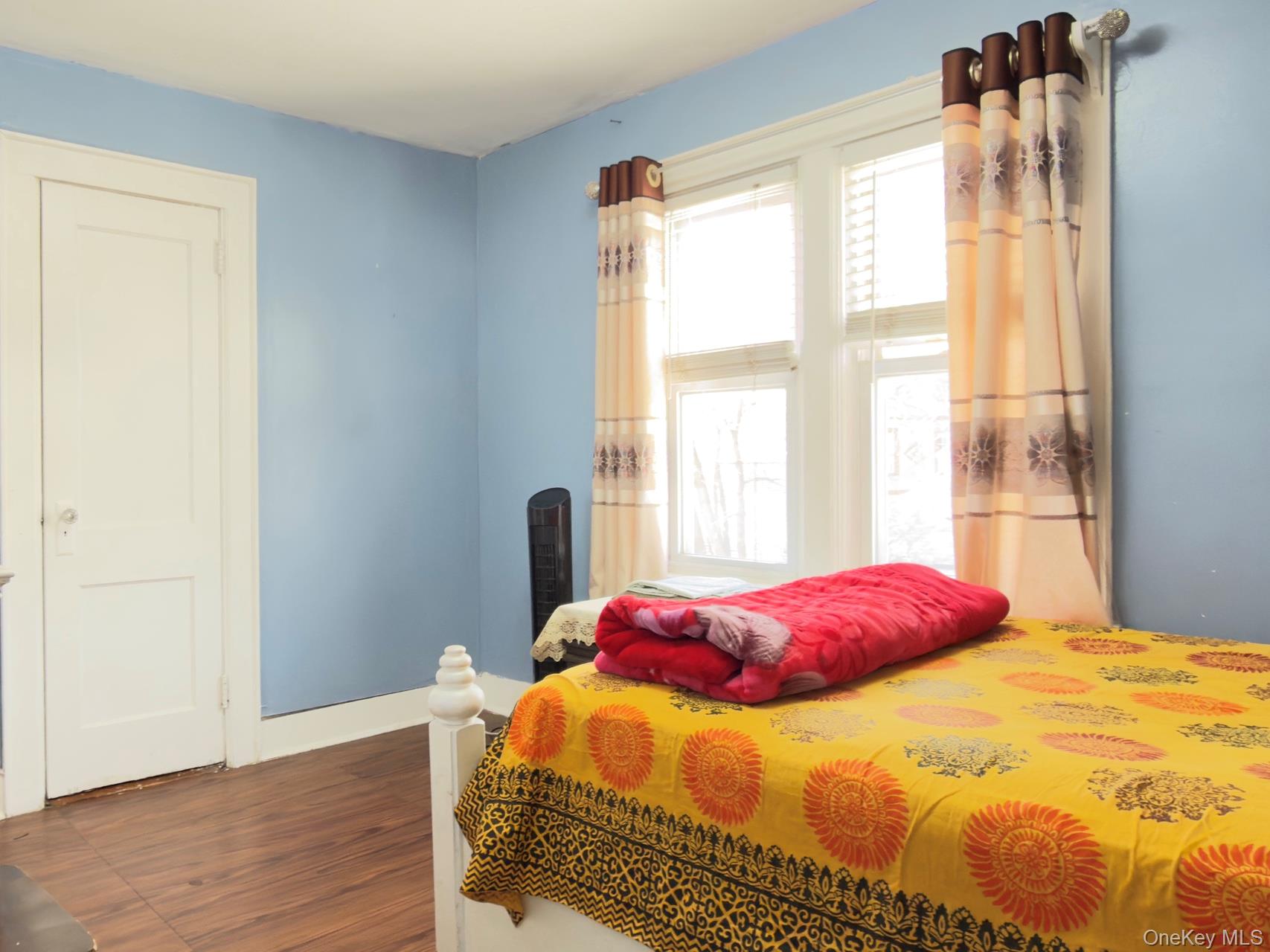 #16 photo, 9472 199th Street, 皇后區 Hollis , NY 11423