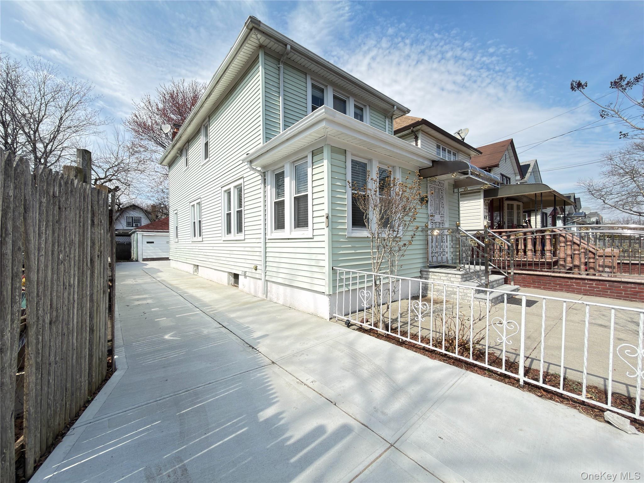 #3 photo, 9472 199th Street, 皇后區 Hollis , NY 11423