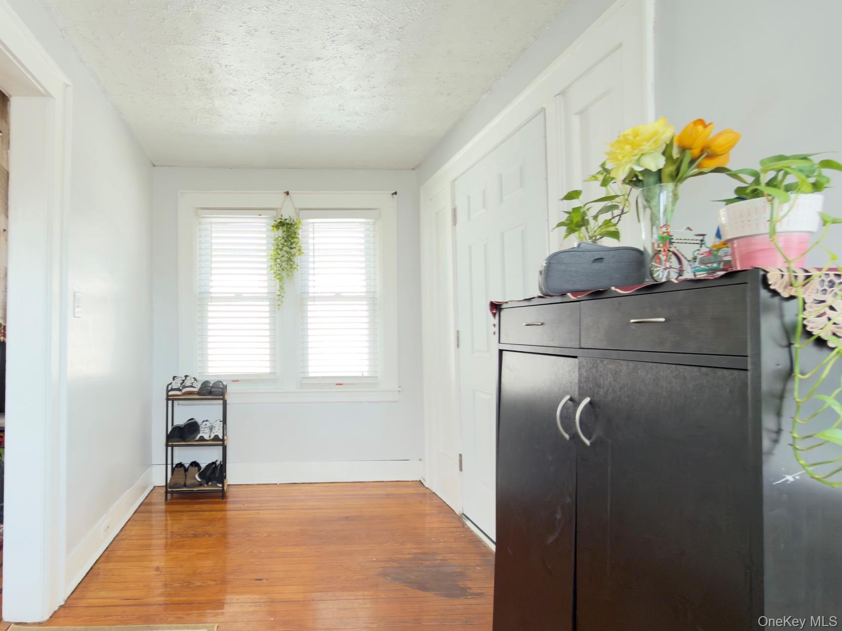 #6 photo, 9472 199th Street, 皇后區 Hollis , NY 11423