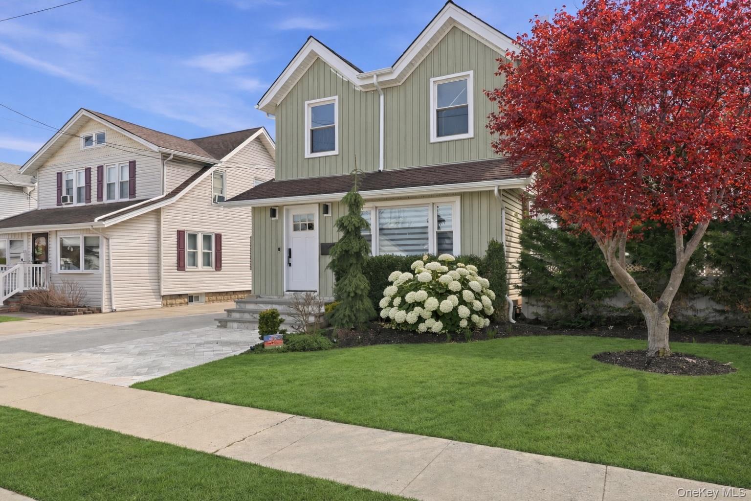 #1 photo, 98 Vincent Place, 长岛 Lynbrook , NY 11563