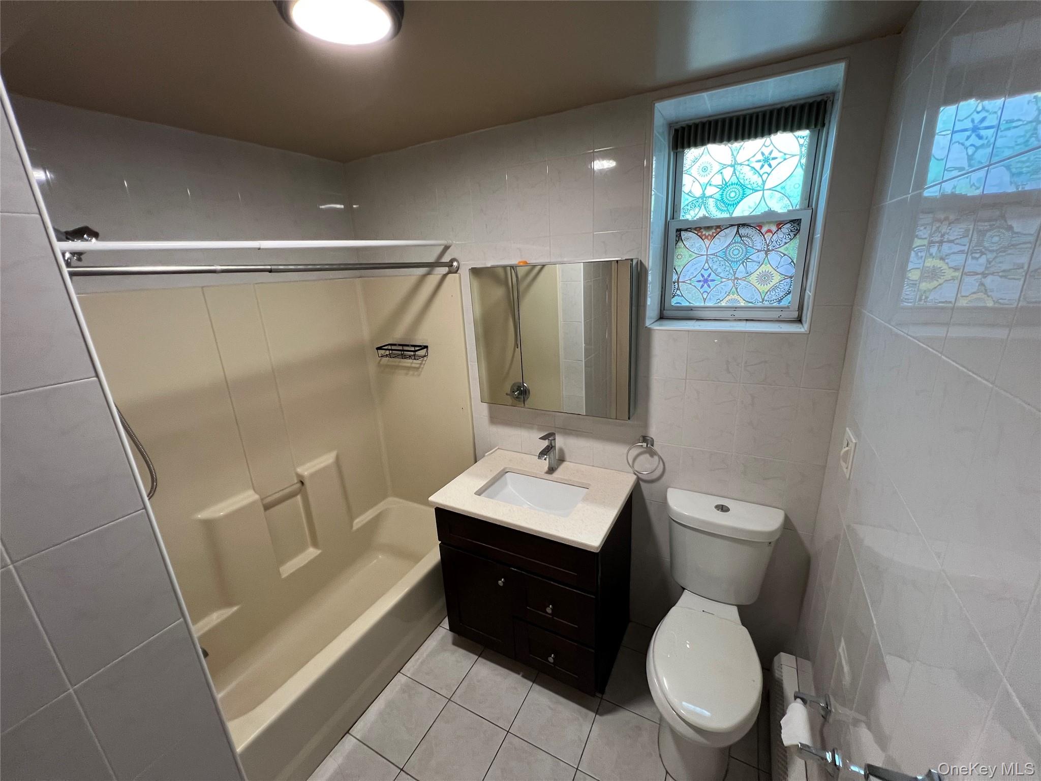 #5 photo, 40-41 215 pl, Bayside , NY 11361