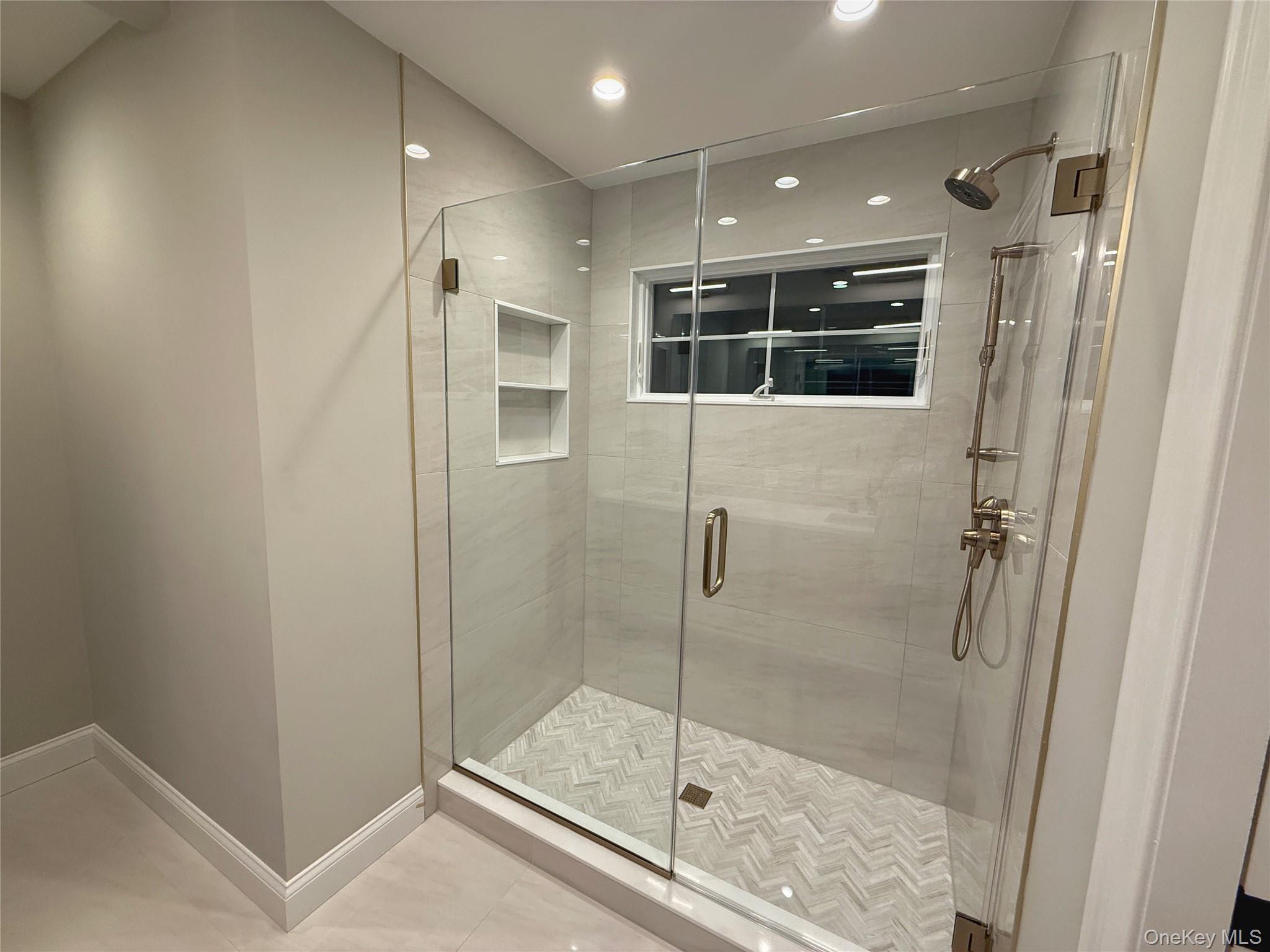 #18 photo, 3 Narkin Court, 롱 아일랜드 Hicksville , NY 11801