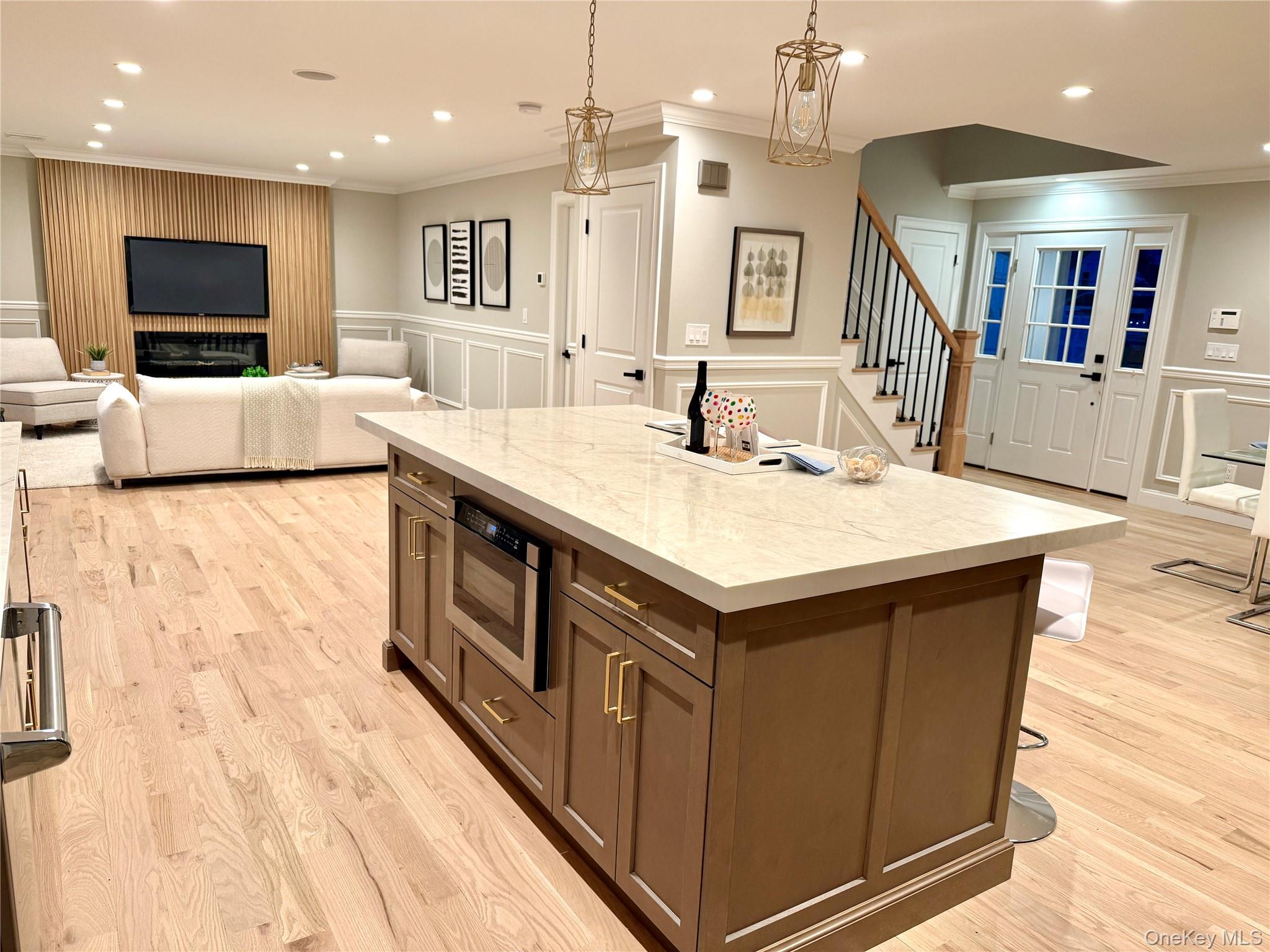 #2 photo, 3 Narkin Court, 롱 아일랜드 Hicksville , NY 11801