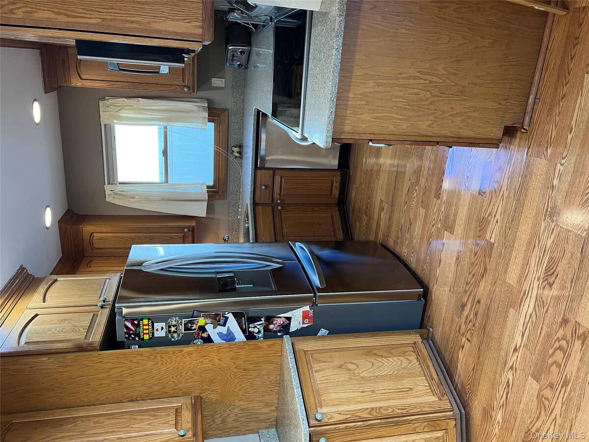 #14 photo, 85 Riverside Avenue, नासाउ काउंटी Massapequa , NY 11758