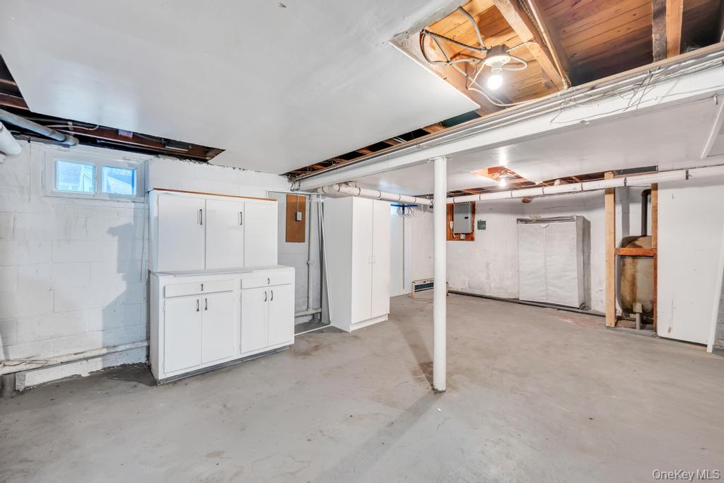 #21 photo, 171 N Ontario Street, Ronkonkoma , NY 11779