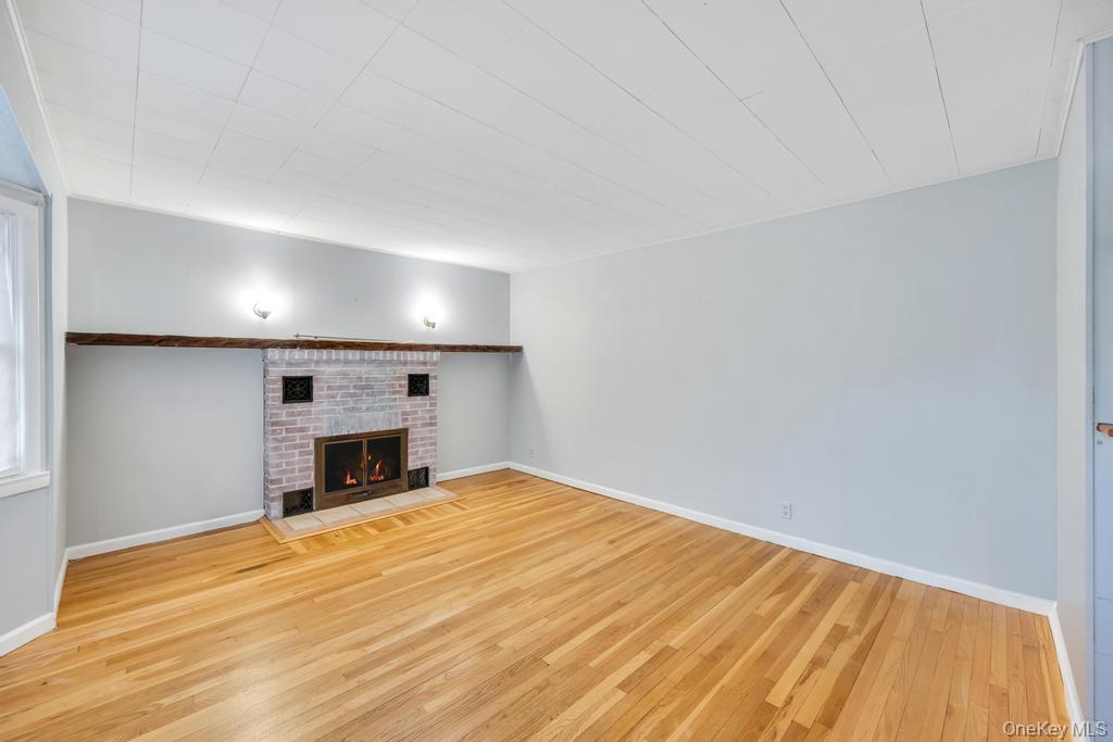 #6 photo, 171 N Ontario Street, Ronkonkoma , NY 11779