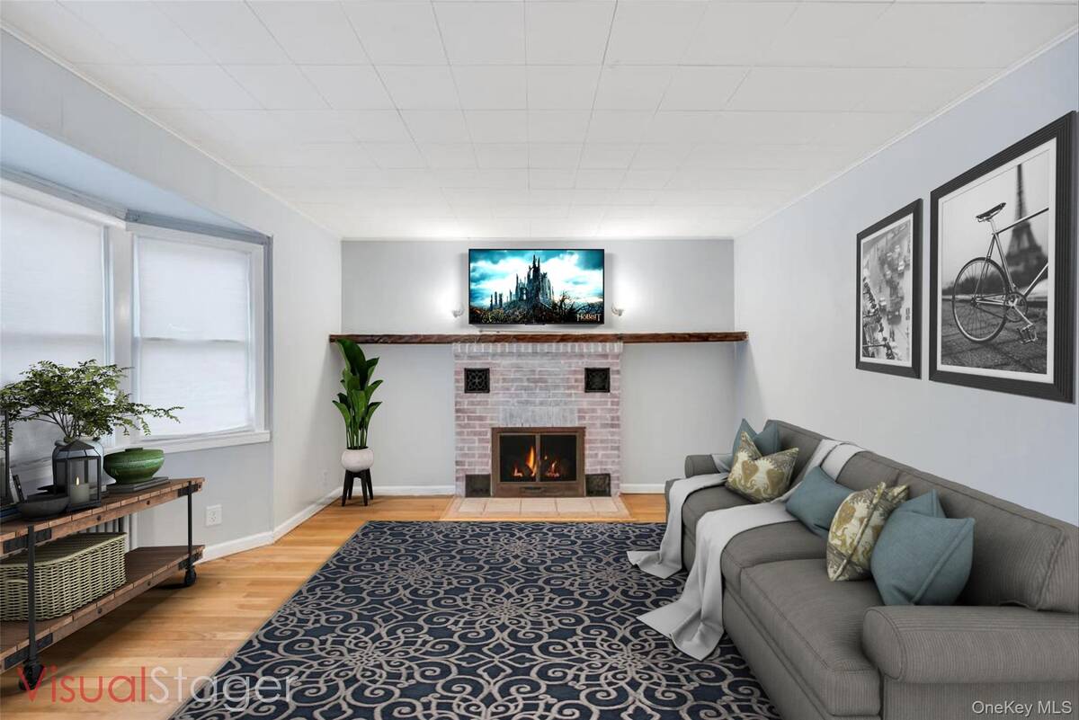 #7 photo, 171 N Ontario Street, Ronkonkoma , NY 11779