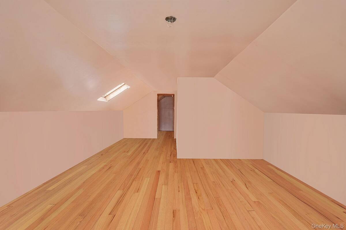 #19 photo, 64 John Street, 東長島 Patchogue , NY 11772