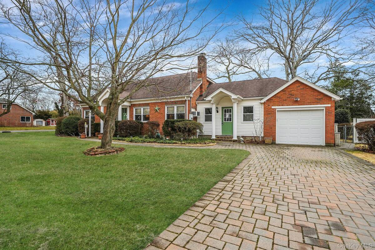 #2 photo, 64 John Street, 東長島 Patchogue , NY 11772