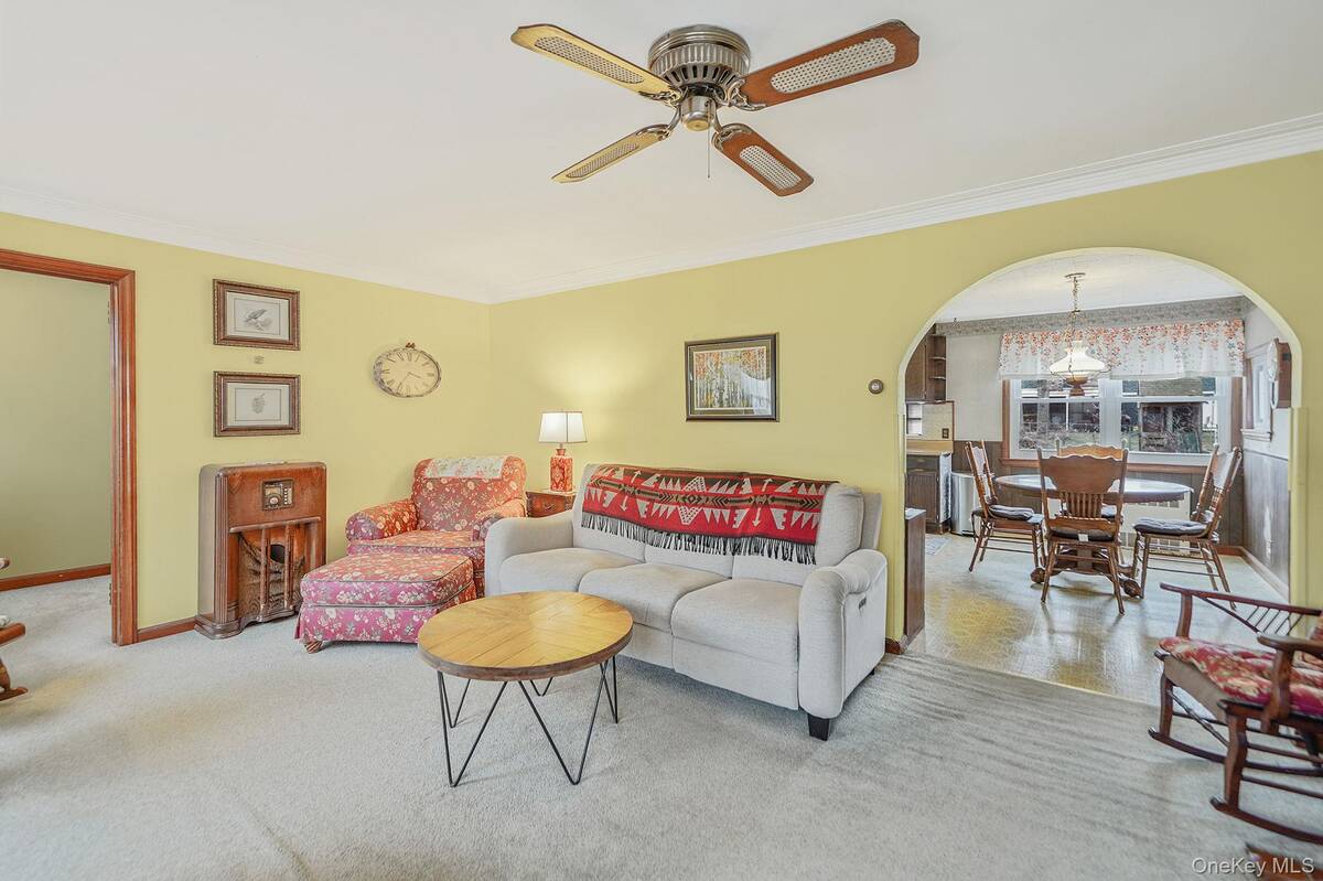 #5 photo, 64 John Street, 東長島 Patchogue , NY 11772