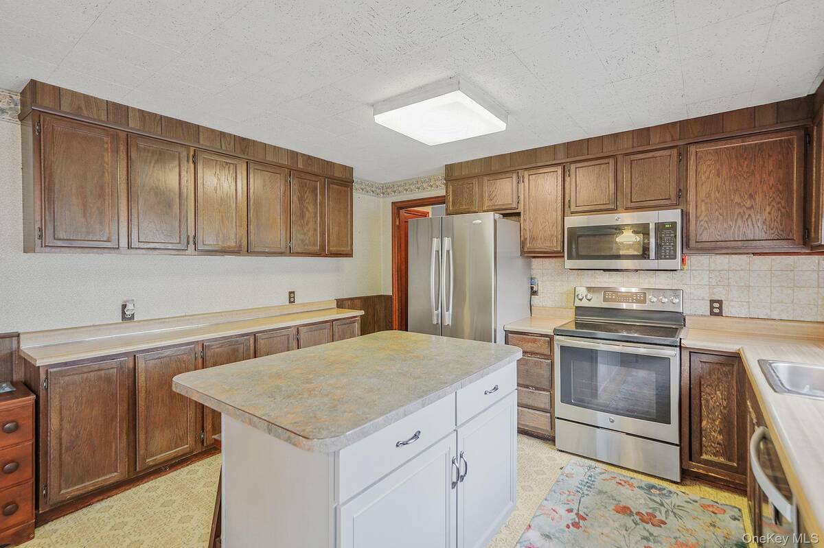 #9 photo, 64 John Street, 東長島 Patchogue , NY 11772