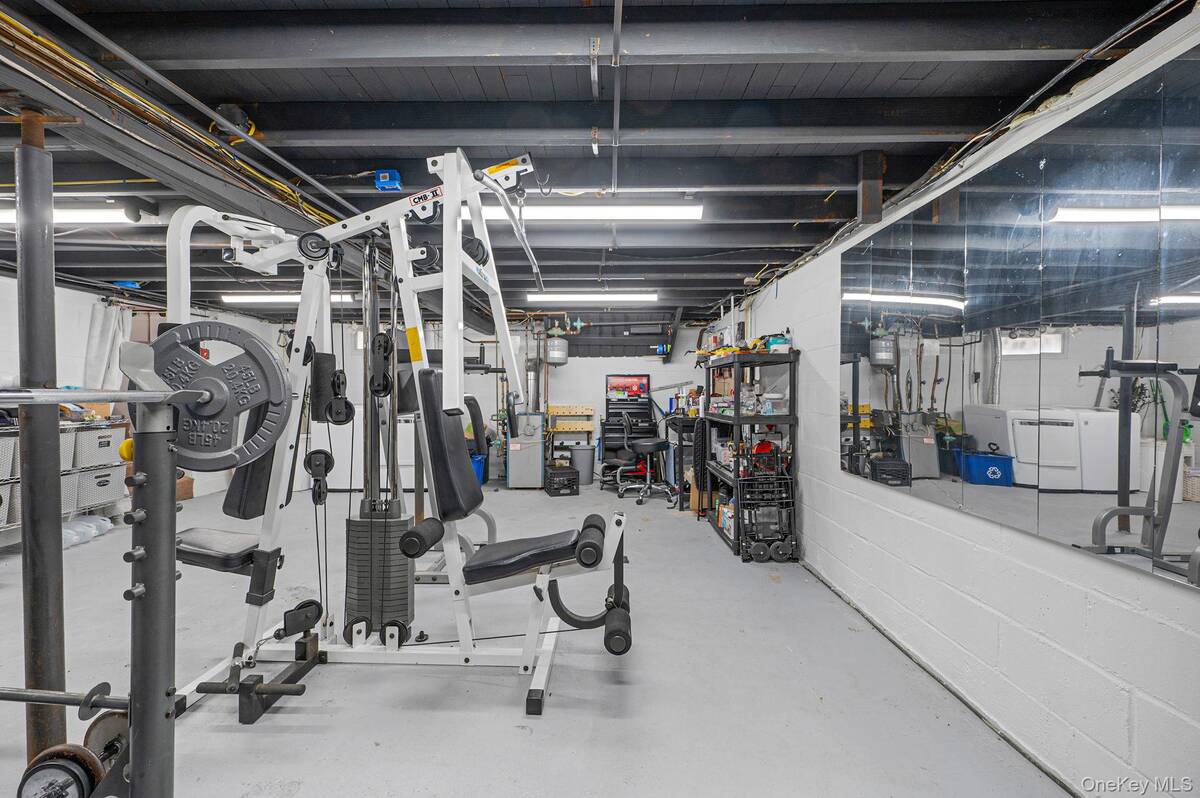 #26 photo, 5 Valley Circle, 東長島 Miller Place , NY 11764