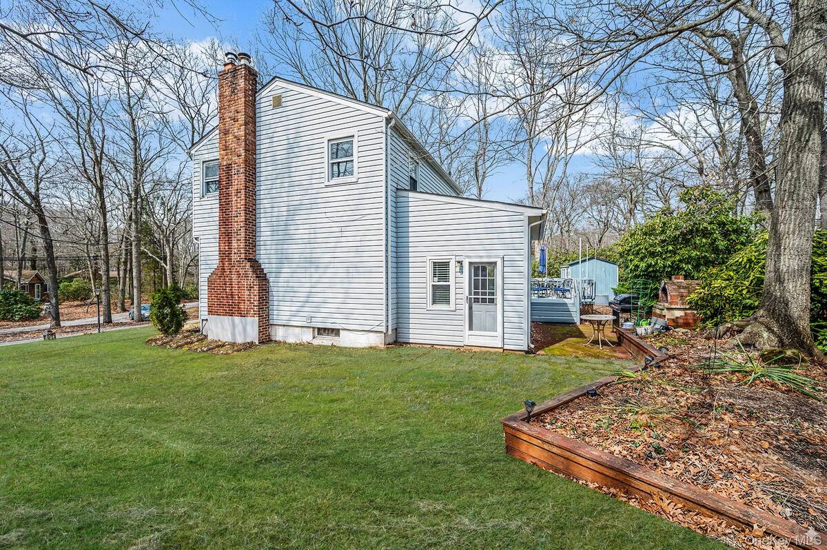 #31 photo, 5 Valley Circle, 東長島 Miller Place , NY 11764