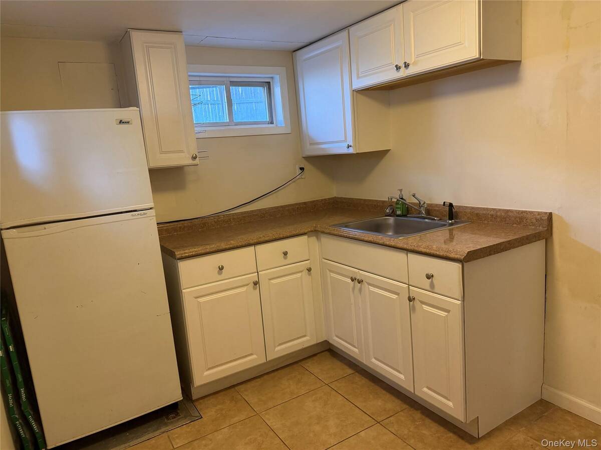 #31 photo, 6 Thorney Avenue, سوفولك Huntington Station , NY 11746