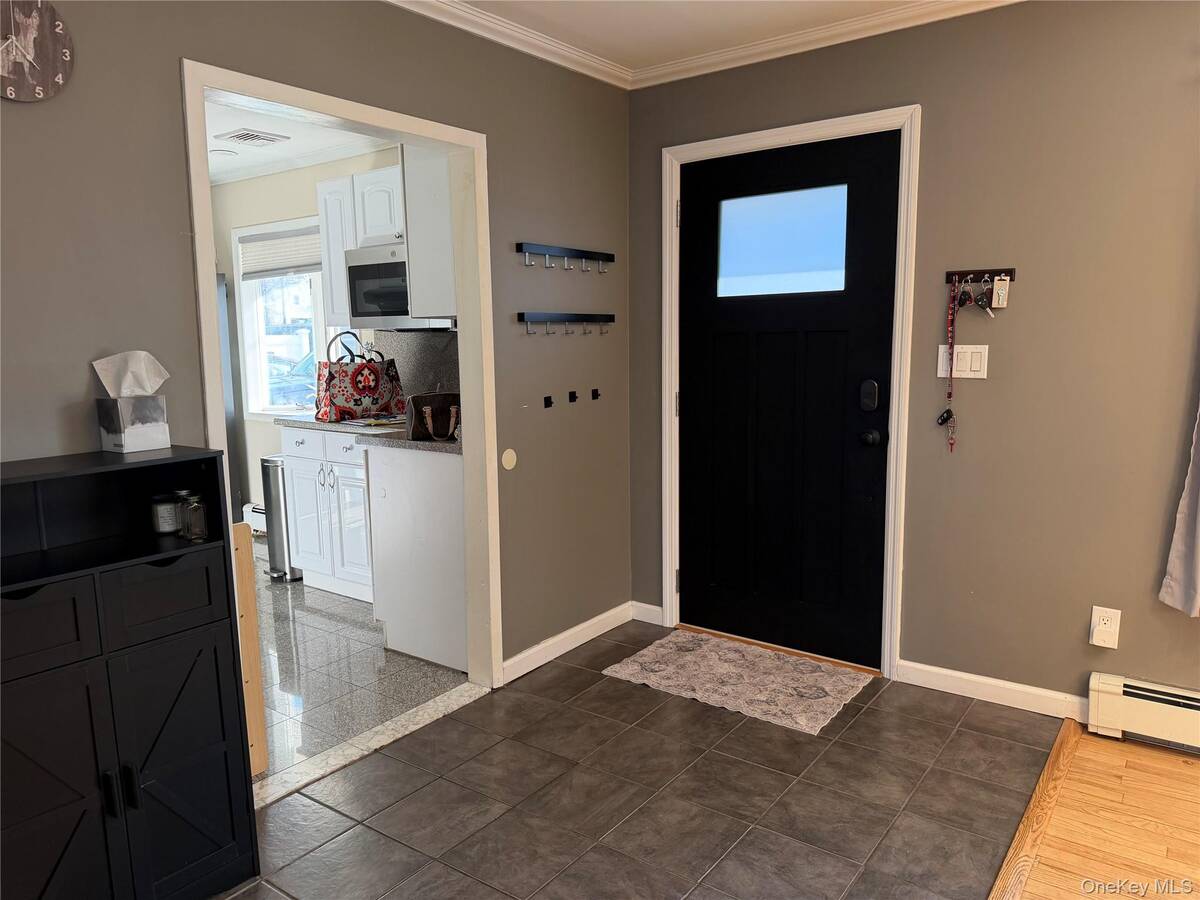 #8 photo, 6 Thorney Avenue, سوفولك Huntington Station , NY 11746