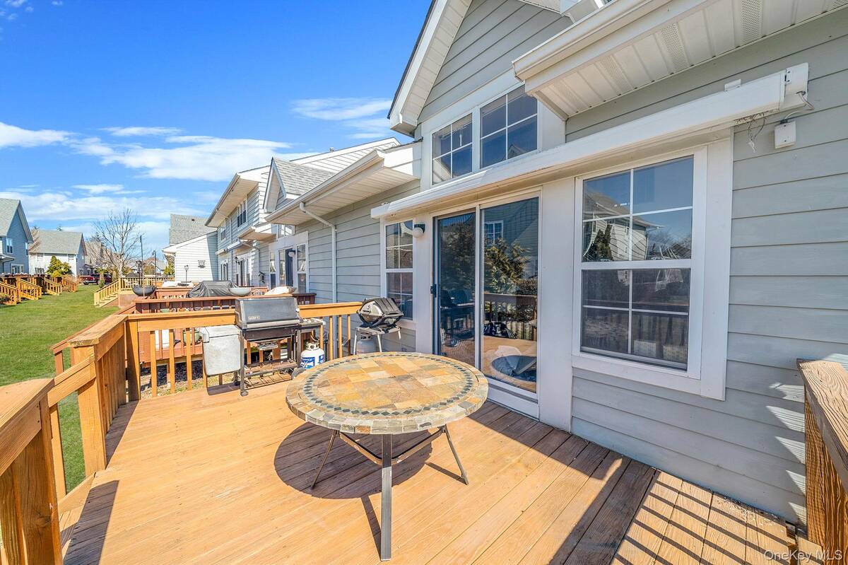 #26 photo, 22 Fairlawn Drive, 東長島 Central Islip , NY 11722