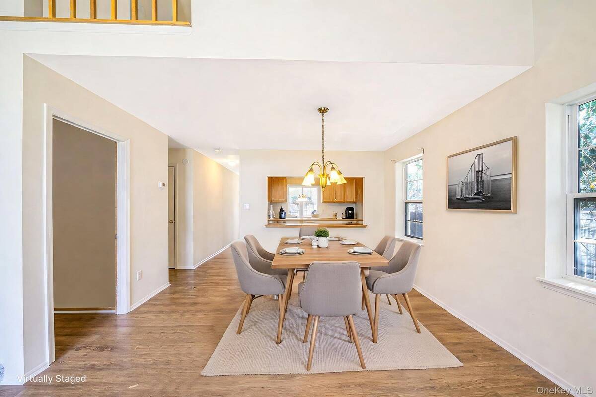 #7 photo, 22 Fairlawn Drive, 東長島 Central Islip , NY 11722